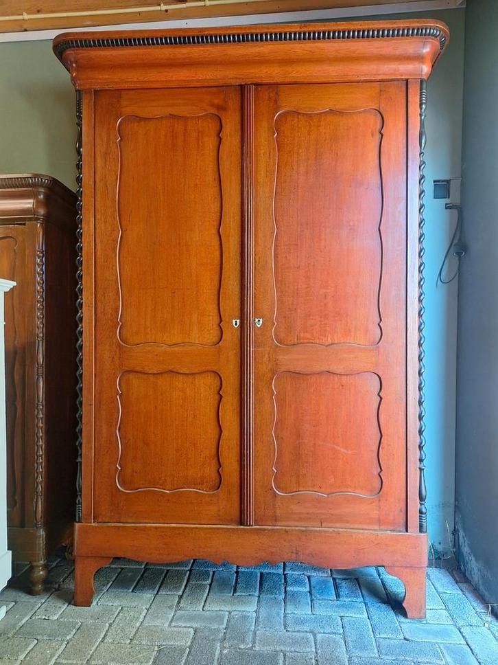 Originele biedermeier linnenkast kledingkast buffetkast, Antiek en Kunst, Antiek | Meubels | Kasten, Ophalen of Verzenden