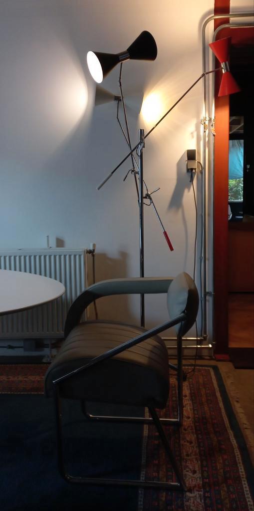Nonconformist Eileen gray et Jean Badovici Paris France, Huis en Inrichting, Lampen | Overige, Zo goed als nieuw, Ophalen of Verzenden
