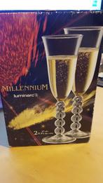 '2 NIEUWE champagne glazen' VAN LUMINARC, Ophalen of Verzenden, Zo goed als nieuw, Overige typen