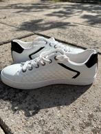 Esprit White Sneakers – Size 37, Kleding | Dames, Ophalen of Verzenden, Zo goed als nieuw, Wit, Sneakers of Gympen