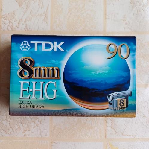 TDK 90 E-HG Extra High Grade Tape 8mm ( NIEUW), Audio, Tv en Foto, Videocamera's Analoog, (Video)band, 8mm, Ophalen of Verzenden