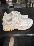 New balance 2002r unisex, Kleding | Dames, Schoenen, New balance, Ophalen of Verzenden, Wit, Zo goed als nieuw