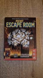 Pocket Escape Room - Het Lot van Londen 999 games, Hobby en Vrije tijd, Gezelschapsspellen | Kaartspellen, Een of twee spelers