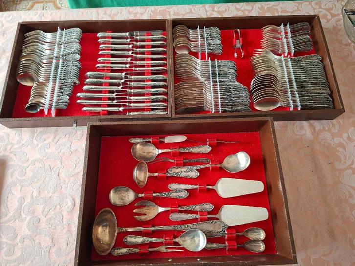 147-delig verzilverd bestek in Louis XV / Rococo stijl, Antiek en Kunst, Antiek | Bestek, Ophalen