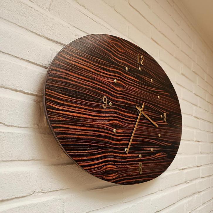 Grote palissander Wandklok Vintage Deens design Houten Klok, Huis en Inrichting, Woonaccessoires | Klokken, Zo goed als nieuw