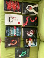 8 tienerboeken, Ophalen, Zo goed als nieuw