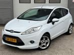 Ford Fiesta 1.4 Ghia 97 PK APK 09-2026 AIRCO/EL. RAMEN/BLUET, Auto's, Voorwielaandrijving, Stof, Gebruikt, Zwart