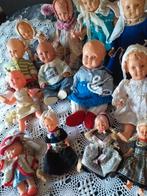 antiek curiosa 18 poppen groot klein aangekleed, Ophalen of Verzenden, Gebruikt, Pop