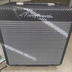 Ampeg Bass combo in nieuw staat., Muziek en Instrumenten, Versterkers | Bas en Gitaar, Ophalen of Verzenden, Zo goed als nieuw