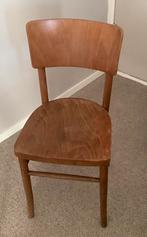 Twee identieke oude caféstoelen, Antiek en Kunst, Antiek | Meubels | Stoelen en Banken, Ophalen