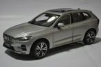 1:18 Volvo XC60 - 2022, Kleur: Zilver., Hobby en Vrije tijd, Modelauto's | 1:18, Overige merken, Auto, ., Nieuw