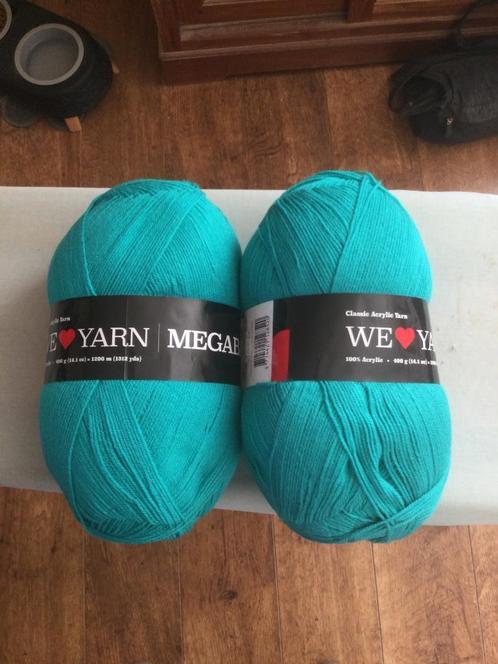 2 bollen MEGABALL van HOBBII, groen, Hobby en Vrije tijd, Breien en Haken, Nieuw, Breien of Haken, Wol of Garen, Ophalen of Verzenden