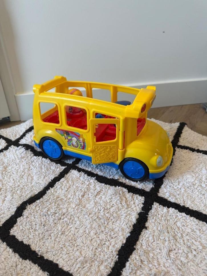 Heel goed Fisherprice Little People schoolbus geluid 2x pop, Kinderen en Baby's, Speelgoed | Fisher-Price, Zo goed als nieuw, Speelset