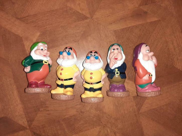Disney Sneeuwwitje Pieppoppen poppen dwergen, Verzamelen, Poppetjes en Figuurtjes, Zo goed als nieuw, Ophalen of Verzenden