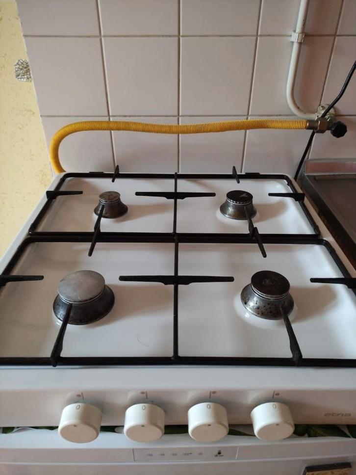 4-pits gasfornuis, Witgoed en Apparatuur, Fornuizen, Gebruikt, Vrijstaand, Gas, 4 kookzones, Minder dan 85 cm, 45 tot 60 cm, Ophalen