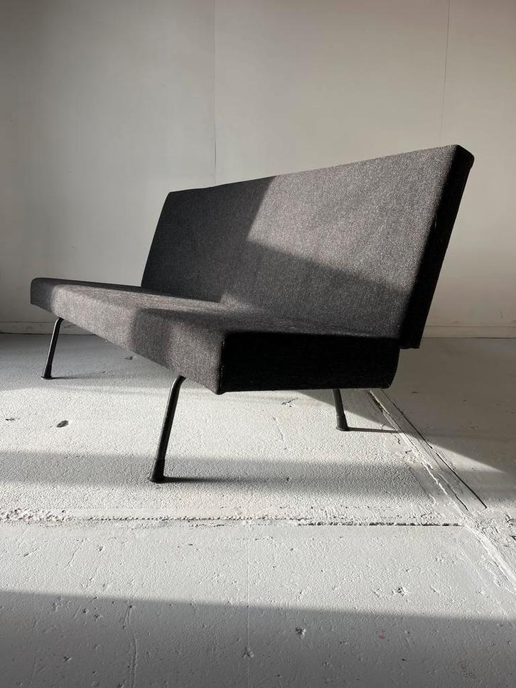 Bank (Gispen, Cordemeyer, grijs), Huis en Inrichting, Banken | Bankstellen, Gebruikt, Rechte bank, Driepersoons, 150 tot 200 cm