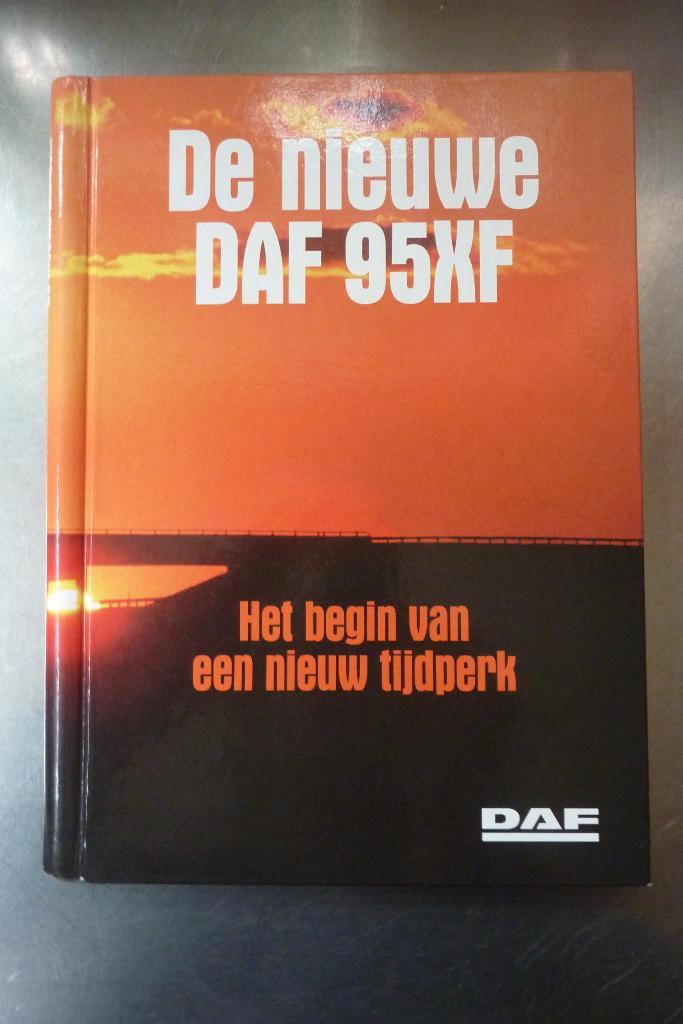 De nieuwe DAF 95XF, Boeken, Auto's | Boeken, Zo goed als nieuw, Overige merken, Ophalen of Verzenden