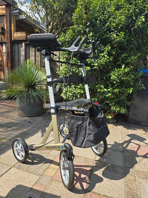 Rehasense Navigator Air rollator, Diversen, Rollators, Zo goed als nieuw, Lichtgewicht, Ophalen