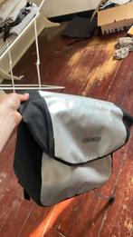 Ortlieb bike bag bandouliere silver laptop compartment, Fietsen en Brommers, Fietsaccessoires | Fietstassen, Ophalen of Verzenden