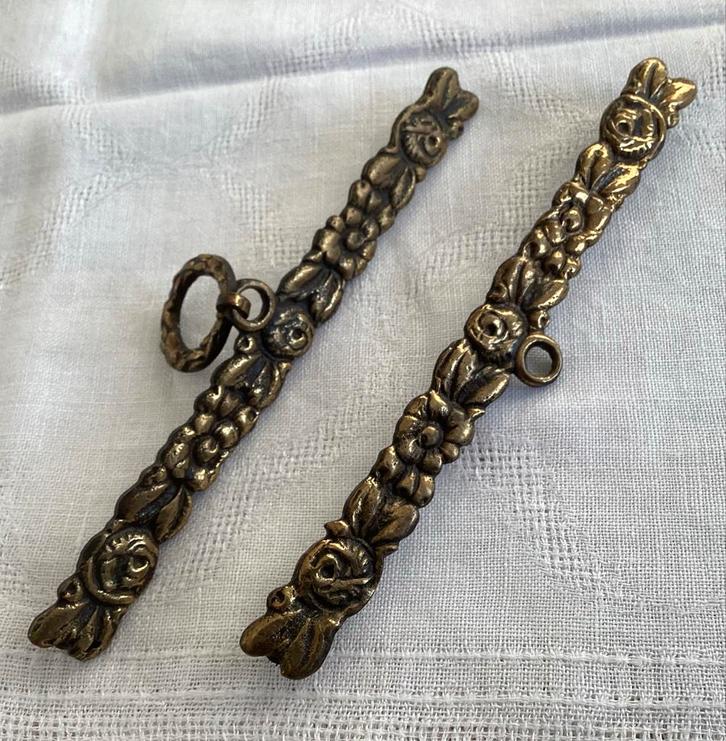 Schellekoord ornamenten ~ beslag koperkleurig, Antiek en Kunst, Antiek | Overige Antiek, Ophalen of Verzenden