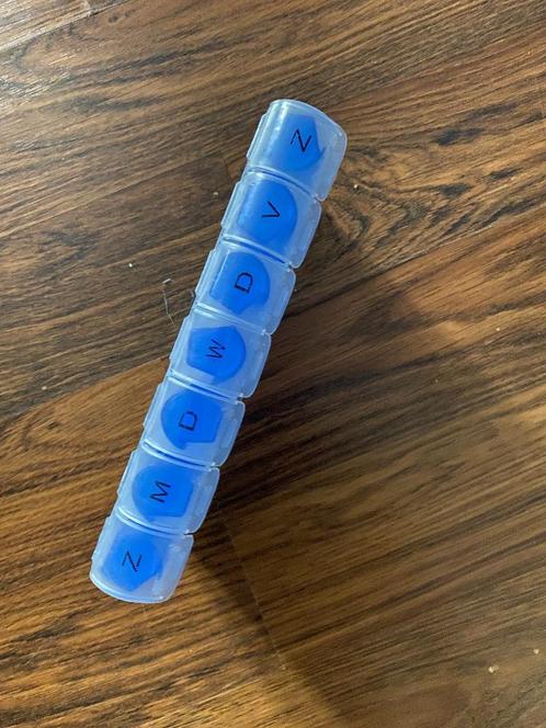 Pillendoosjes voor een week ochtend middag avond nacht, Diversen, Verpleegmiddelen, Zo goed als nieuw, Ophalen of Verzenden