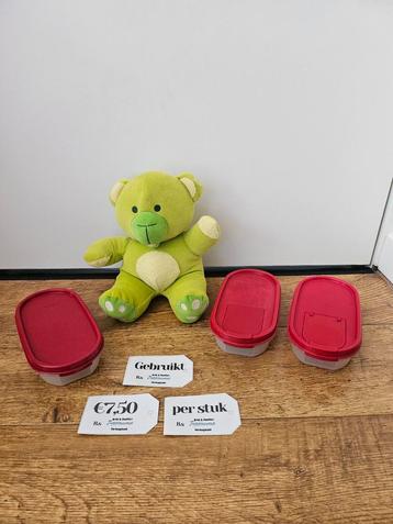 * Tupperware ruimtespaarders 300 ml rood beschikbaar voor biedingen