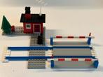 Vintage Lego 146-1 Treinovergang met huisje uit 1976, Kinderen en Baby's, Speelgoed | Duplo en Lego, Ophalen of Verzenden, Gebruikt