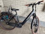 Elektrische fiets, Fietsen en Brommers, Elektrische fietsen, Minder dan 30 km per accu, Zo goed als nieuw, 55 tot 59 cm, Ophalen