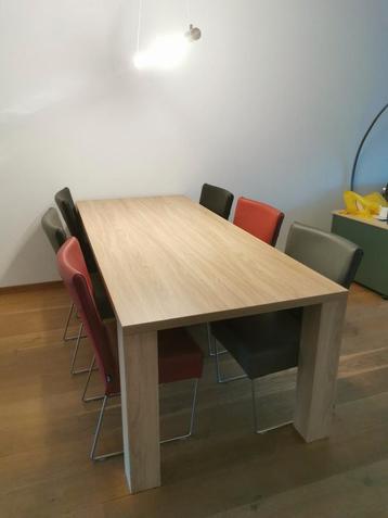 Eetkamer tafel met stoelen (L'ancora collection) beschikbaar voor biedingen