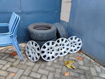 4 velgen Toyota Corolla verso beschikbaar voor biedingen