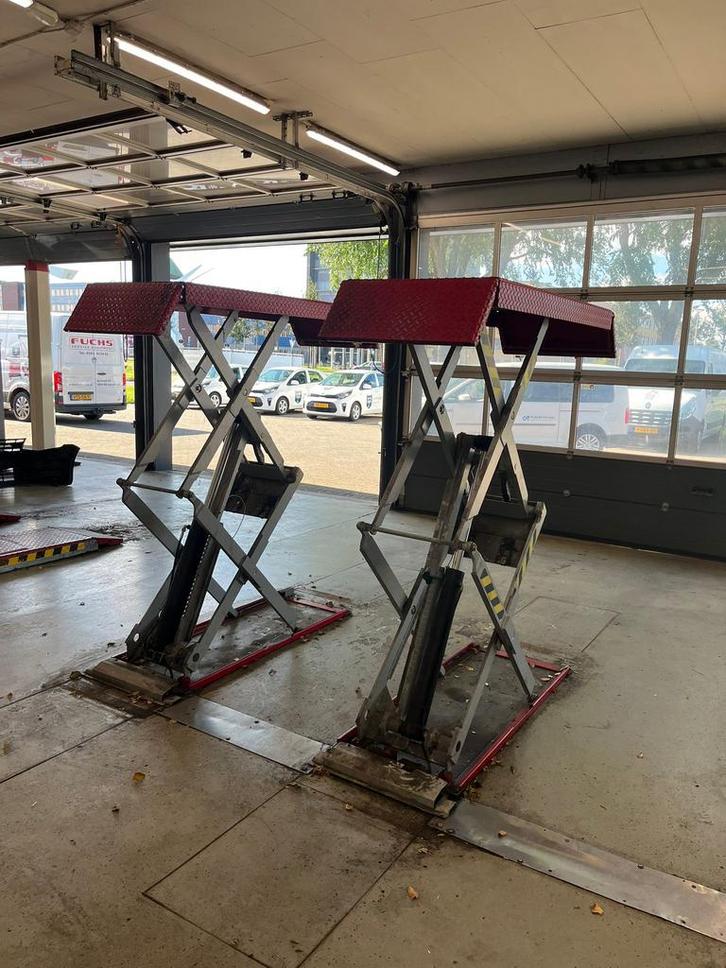 Schaar dorpel hefbrug space RAV Ravaglioli bj 2022 3000kg, Auto diversen, Autogereedschap, Gebruikt, Ophalen of Verzenden