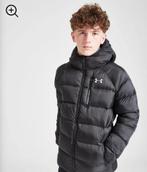 Under Armour Kinderjas – maat 12-13 jaar (152-158) – Nieuw!, Kinderen en Baby's, Ophalen of Verzenden, Zo goed als nieuw, Jongen of Meisje