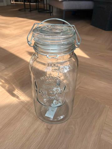 Leuke Limonade Jar met Tapkraan beschikbaar voor biedingen