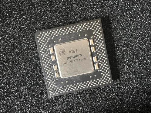 Intel Pentium MMX 133MHz, processor voor de verzamelaar, Computers en Software, Vintage Computers, Ophalen of Verzenden