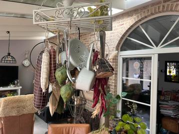 Wikdkroon/Wildrek Riviera Maison eventueel met decoratie beschikbaar voor biedingen