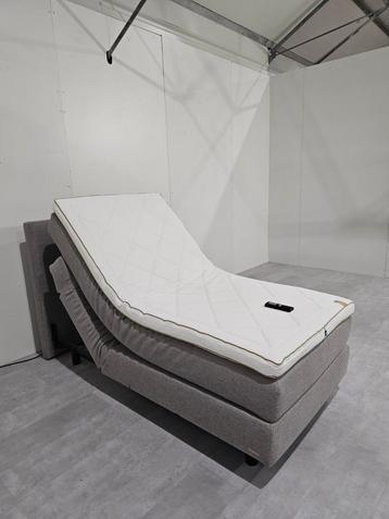 Auping  Boxspring 100x210 Elektrisch M3 + Prestige Topper  beschikbaar voor biedingen