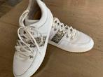 witte sneakers nubbik mt 40, Ophalen of Verzenden, Zo goed als nieuw, Wit, Sneakers of Gympen