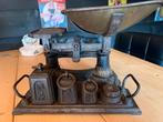 4 antiieke weegschalen ook teruil voor oldtimer brommer zie, Ophalen