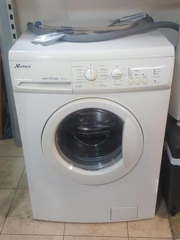 Mooie Nordland Wasmachine. (Easy Logic-WA8125) beschikbaar voor biedingen