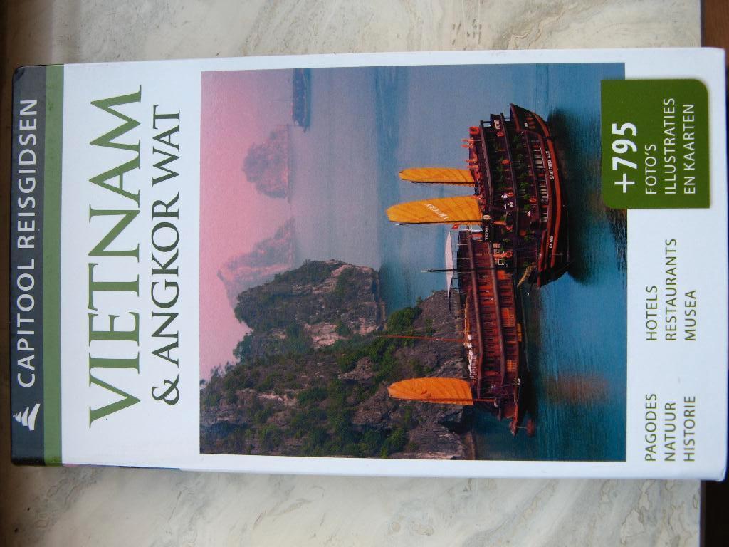Capitool Vietnam, Boeken, Capitool, Ophalen of Verzenden, Zo goed als nieuw, Reisgids of -boek
