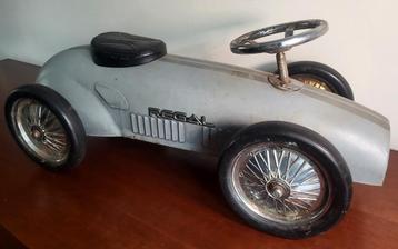 Vintage Trapauto beschikbaar voor biedingen