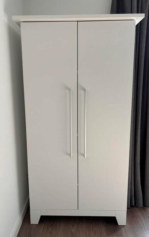 Kinderkledingkast merk Petit Amelie, Huis en Inrichting, Kasten | Kledingkasten, Zo goed als nieuw, 150 tot 200 cm, 50 tot 100 cm
