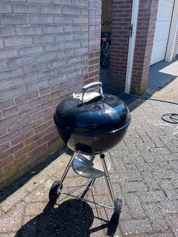 Weber Barbecue 47cm met luchtklep en kap beschikbaar voor biedingen
