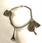 Armband  vintage Parijs, Gebruikt, Staal, Ophalen of Verzenden, Met bedels of kralen