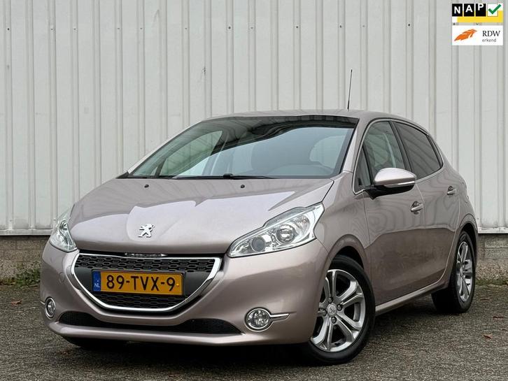 Peugeot 208 1.6 VTi Allure 1e Eigenaar,Trekhaak,Climate,Navi, Auto's, Peugeot, Bedrijf, Te koop, ABS, Airbags, Airconditioning