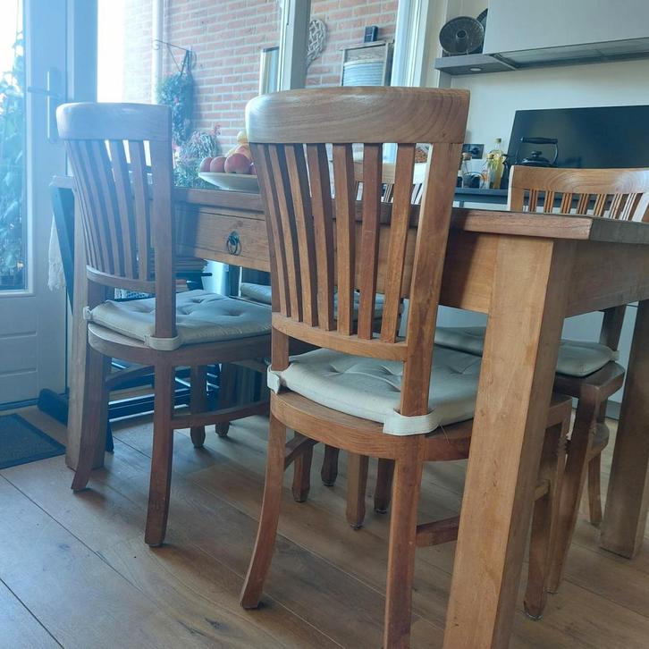 Teak Eetkamerstoelen - Stevig & Kwaliteit, Huis en Inrichting, Stoelen, Gebruikt, Vier, Hout, Bruin, Ophalen of Verzenden