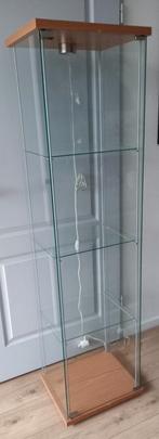 Glazen Vitrinekast glas met Houten Accenten, Huis en Inrichting, Kasten | Vitrinekasten, Ophalen, Minder dan 50 cm, Gebruikt, Glas