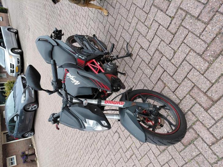 Killerbee F51 met geel kenteken, Fietsen en Brommers, Brommers | Overige merken, Gebruikt, Ophalen