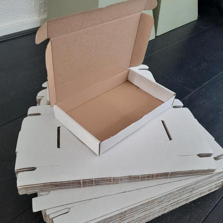 Brievenbusdozen A6 dozen brievenbus doosjes verzenddozen box, Diversen, Cadeaupapier, Nieuw, Verzenden