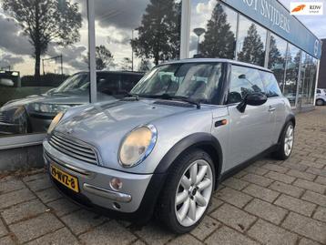 Mini Mini 1.6 Cooper Pepper - Panorama dak beschikbaar voor biedingen